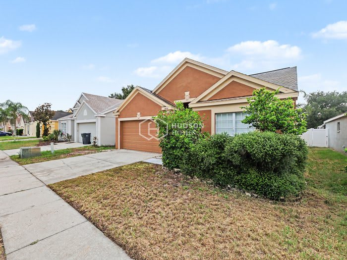 10416 Hallmark Boulevard – photo 4