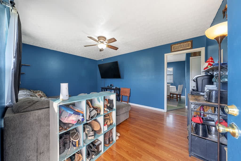 1405 Barberry Place – photo 4