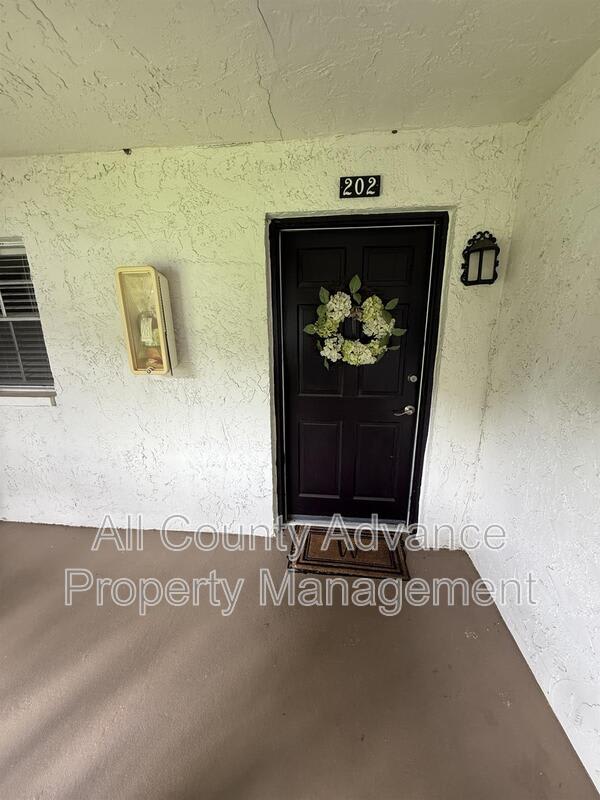 230 N Bayshore Blvd – photo 2