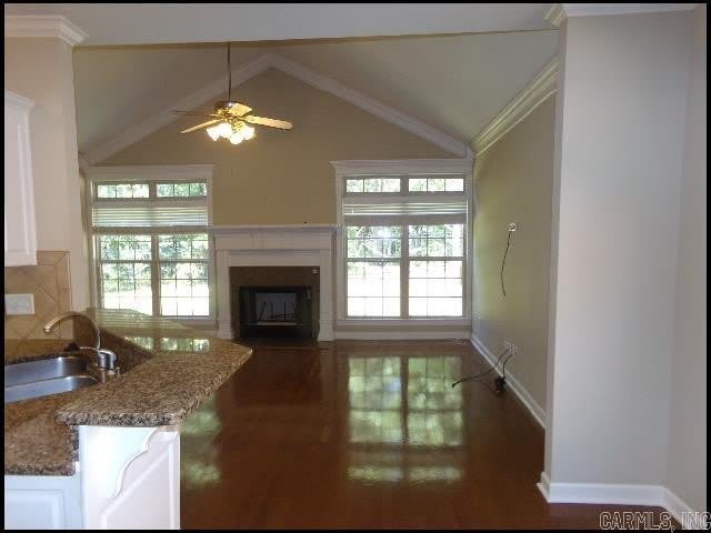31 Bristol Court – photo 3
