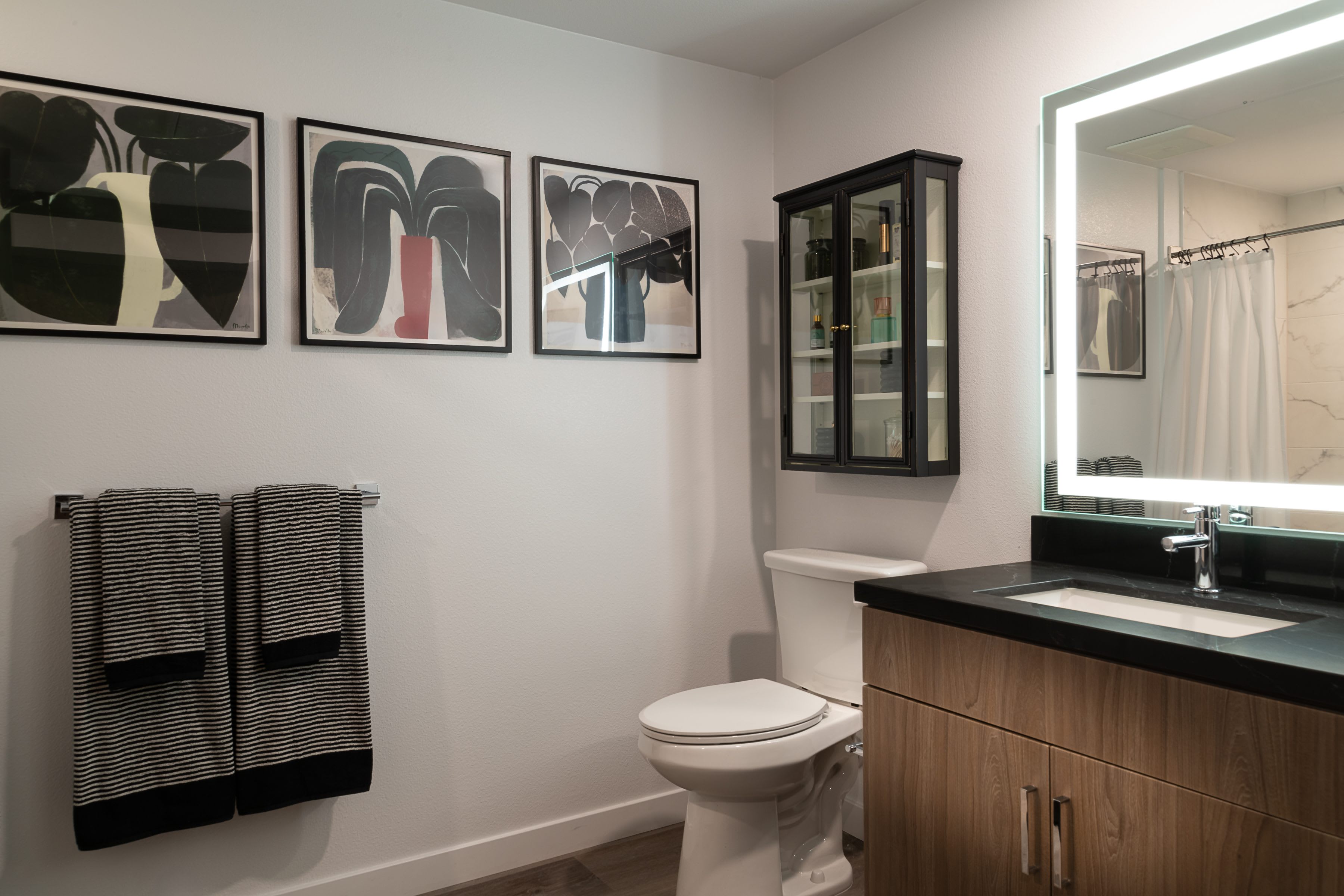 3450 West 43Rd Street – photo 2