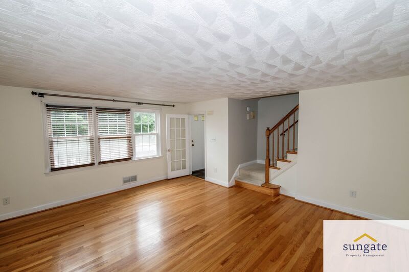8616 Pleasant Plains Rd – photo 2