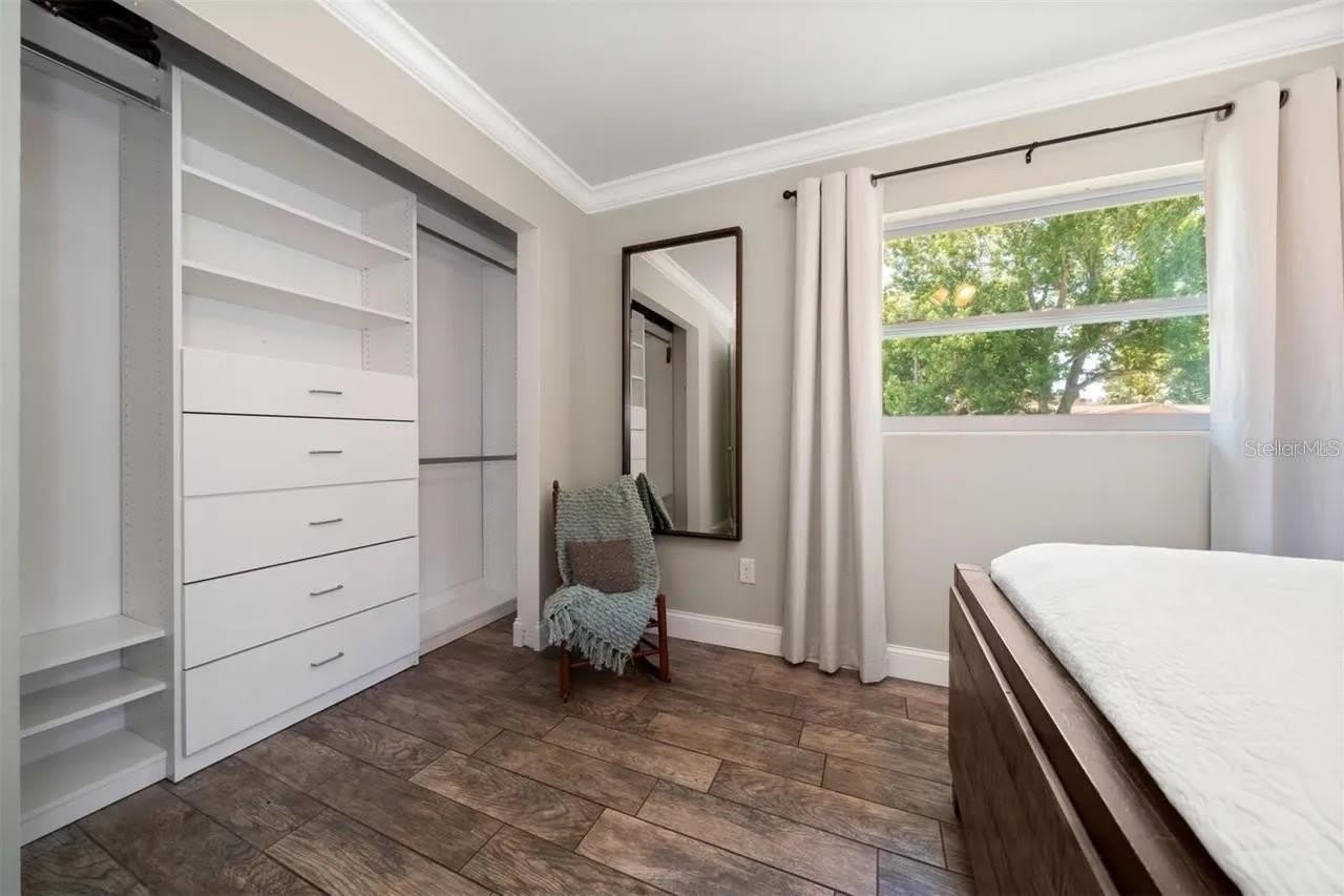 2132 Isabelle Street – photo 5