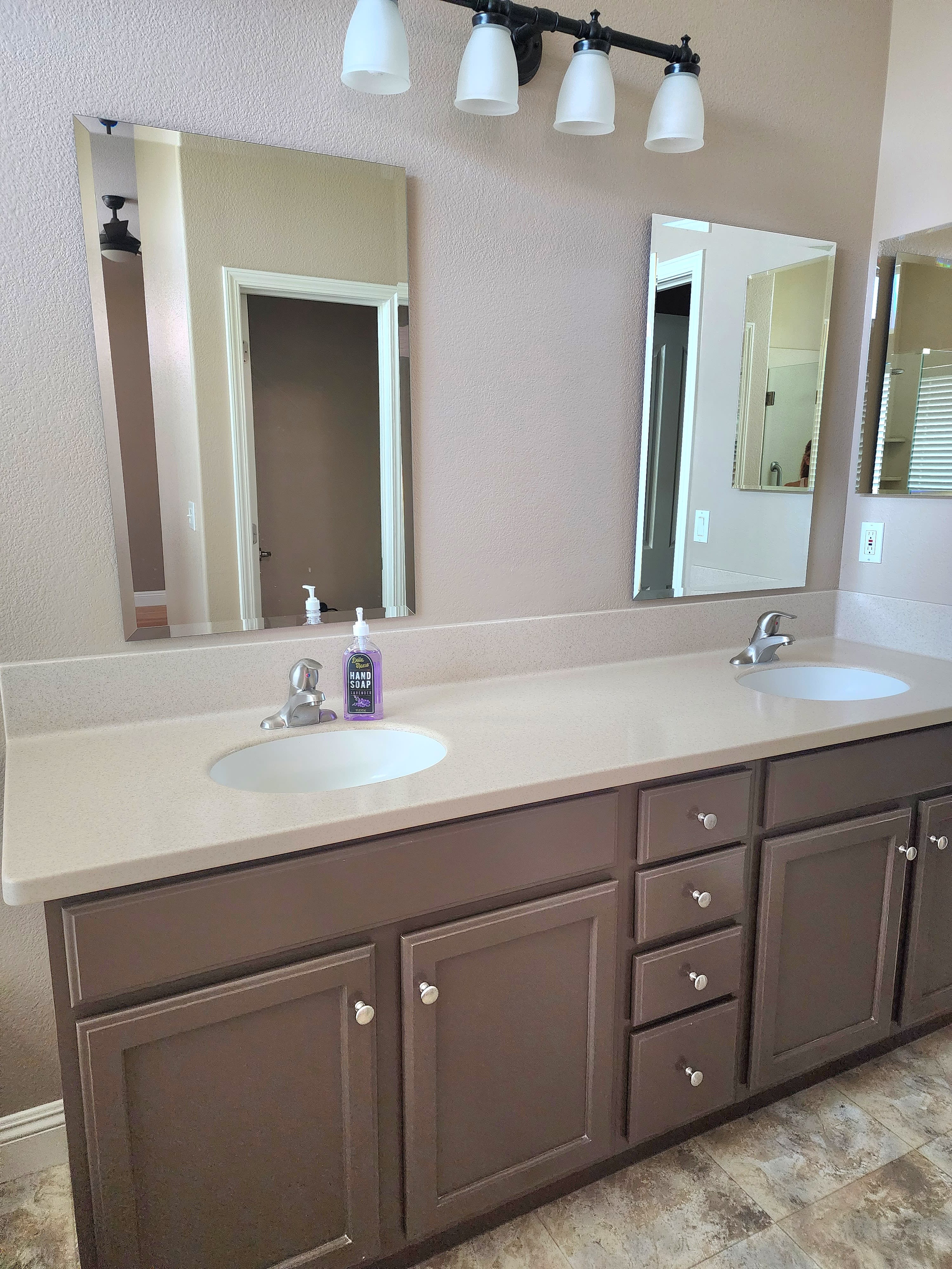 1973 Hunter Drive – photo 3