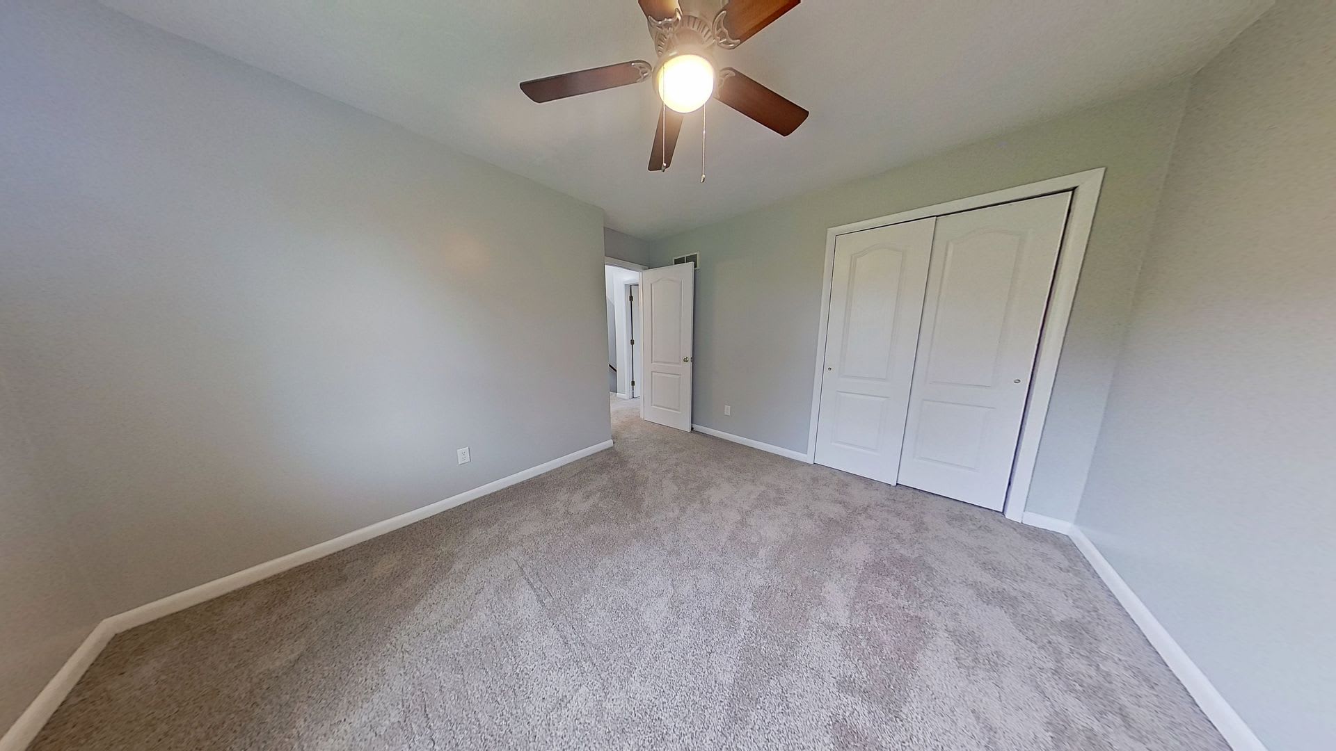Newly Renovated Townhome in Dallastown – photo 5