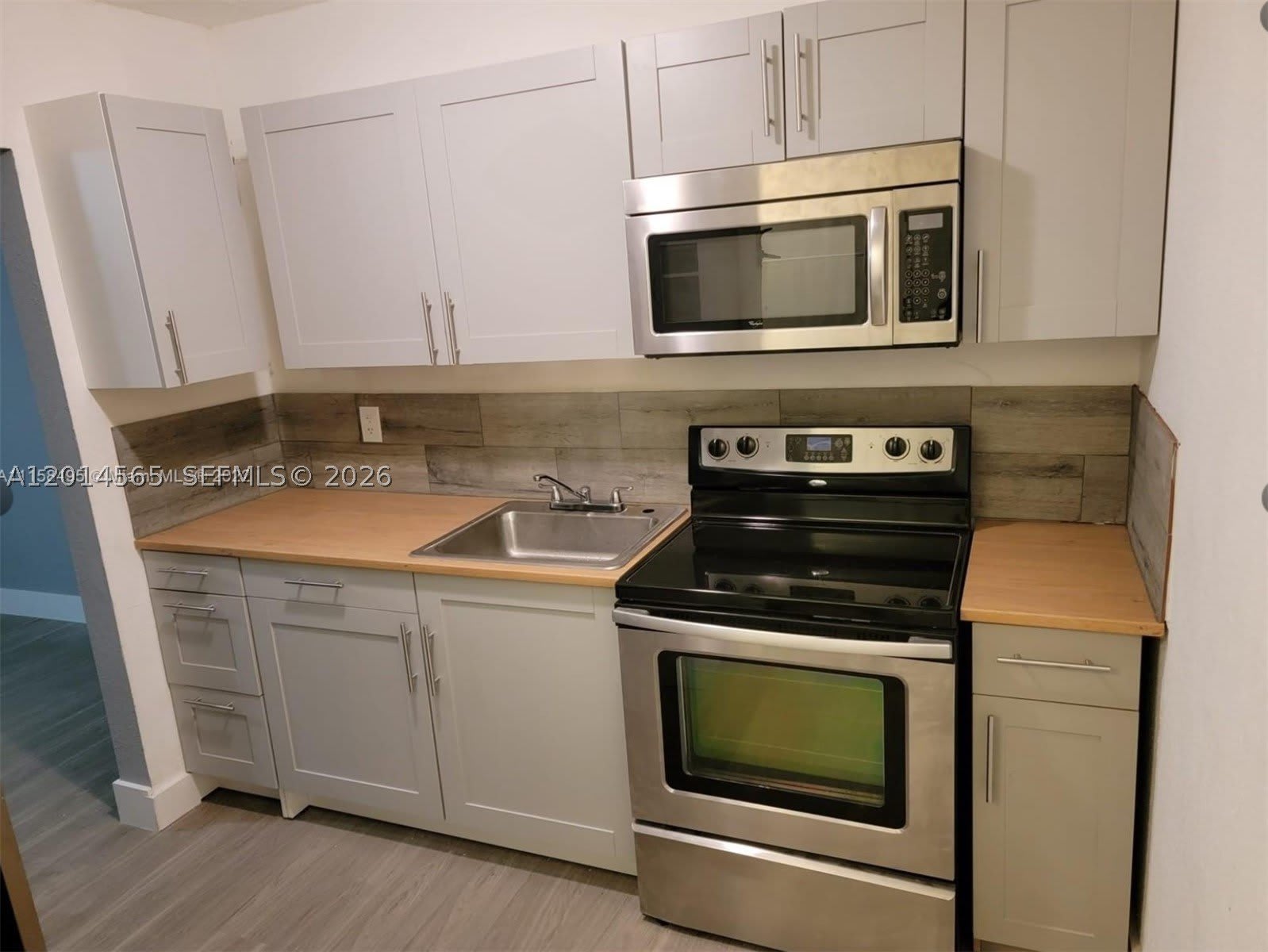 2530 NW 17th St – photo 5