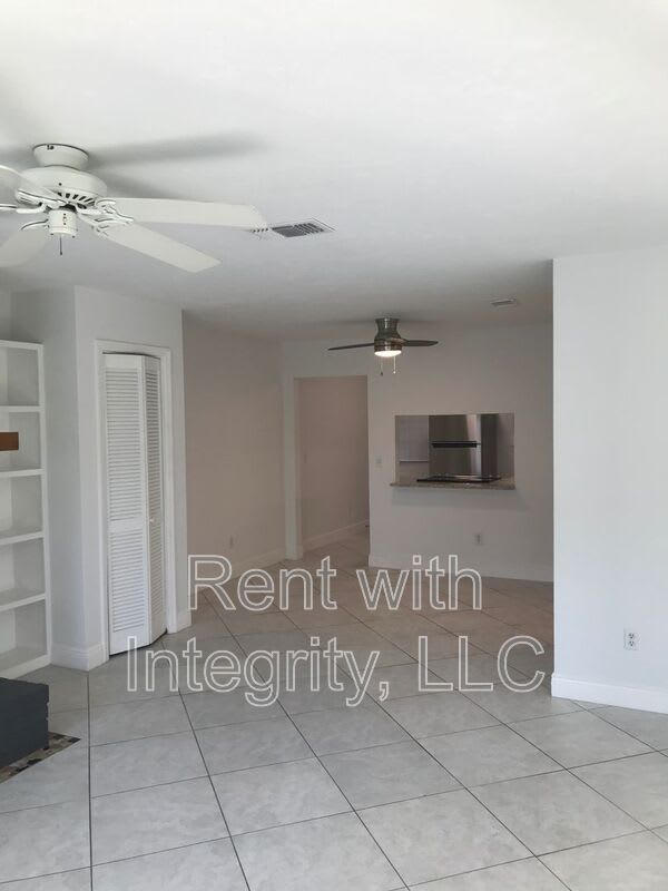 156-D Locke St – photo 5