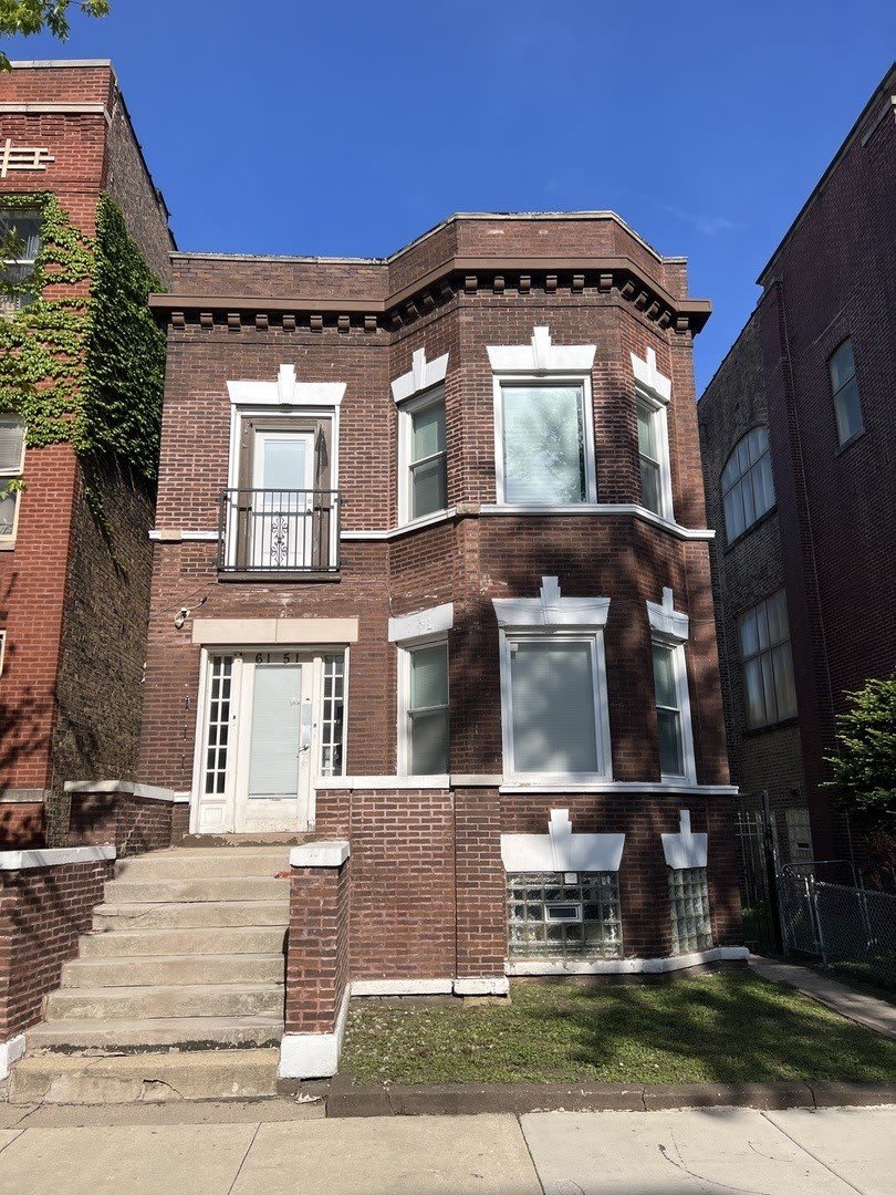 6151 S Langley Avenue – photo 1