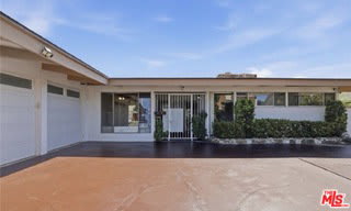 6732 Wooster Avenue – photo 1