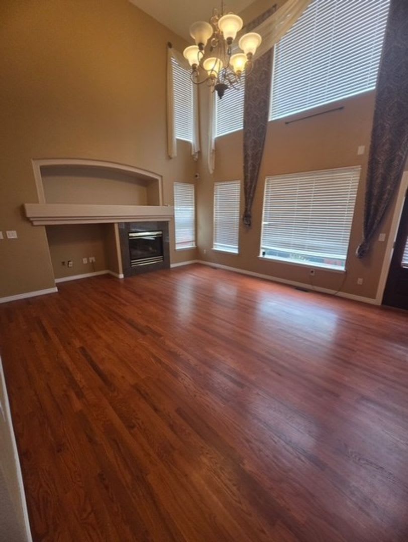 Beautiful 4 Bedroom Home Available In Thornton – photo 2