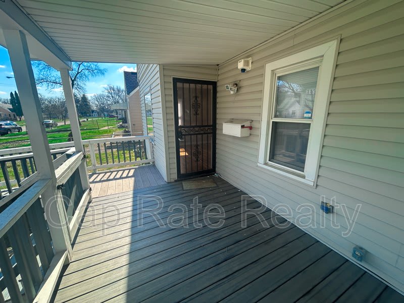 1879 Jermain Dr – photo 3