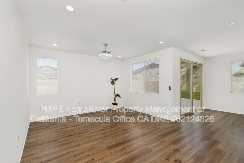 4237 Ladrillo St – photo 2
