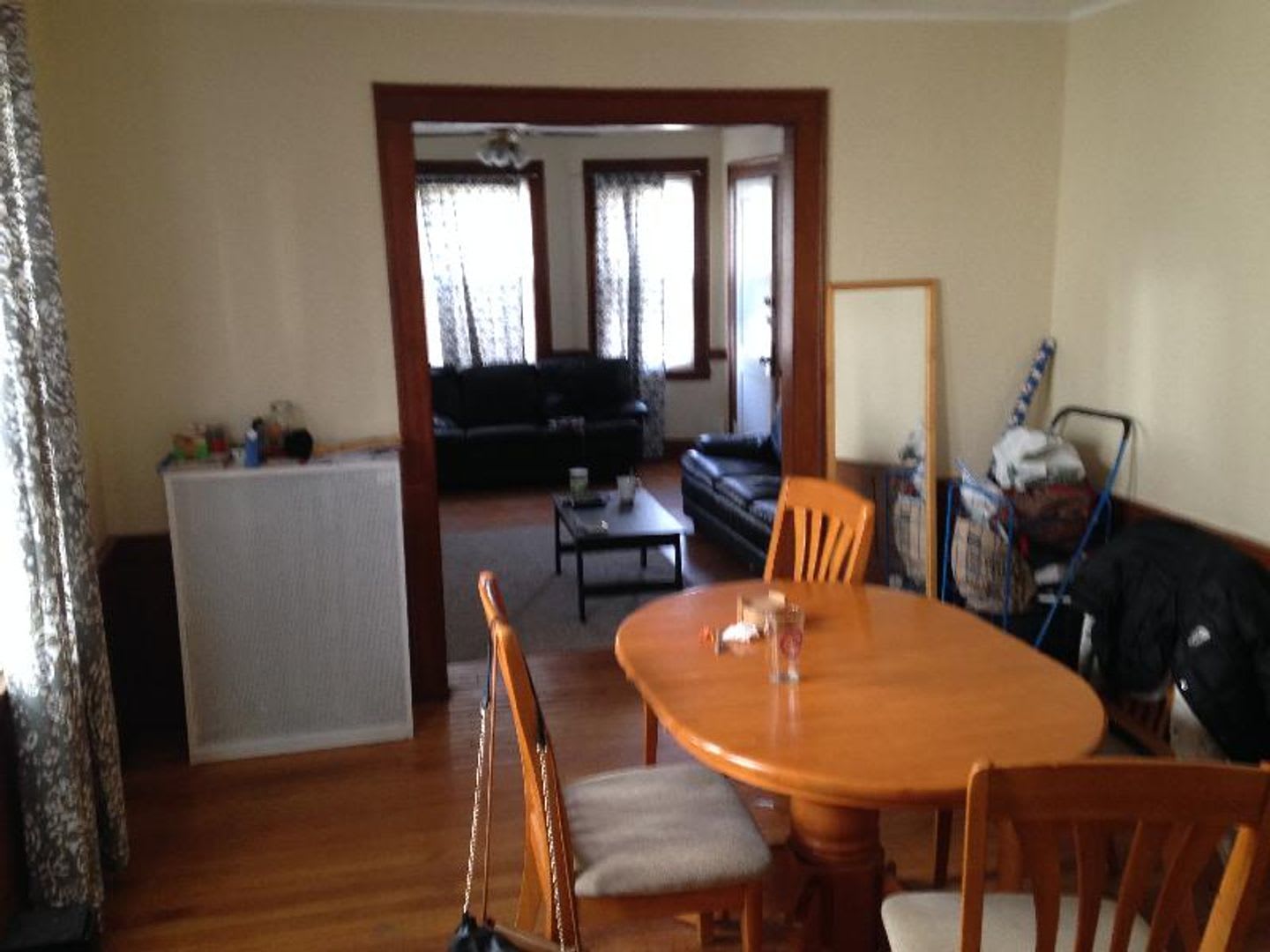 Updated 3 bed in Oak square – photo 2