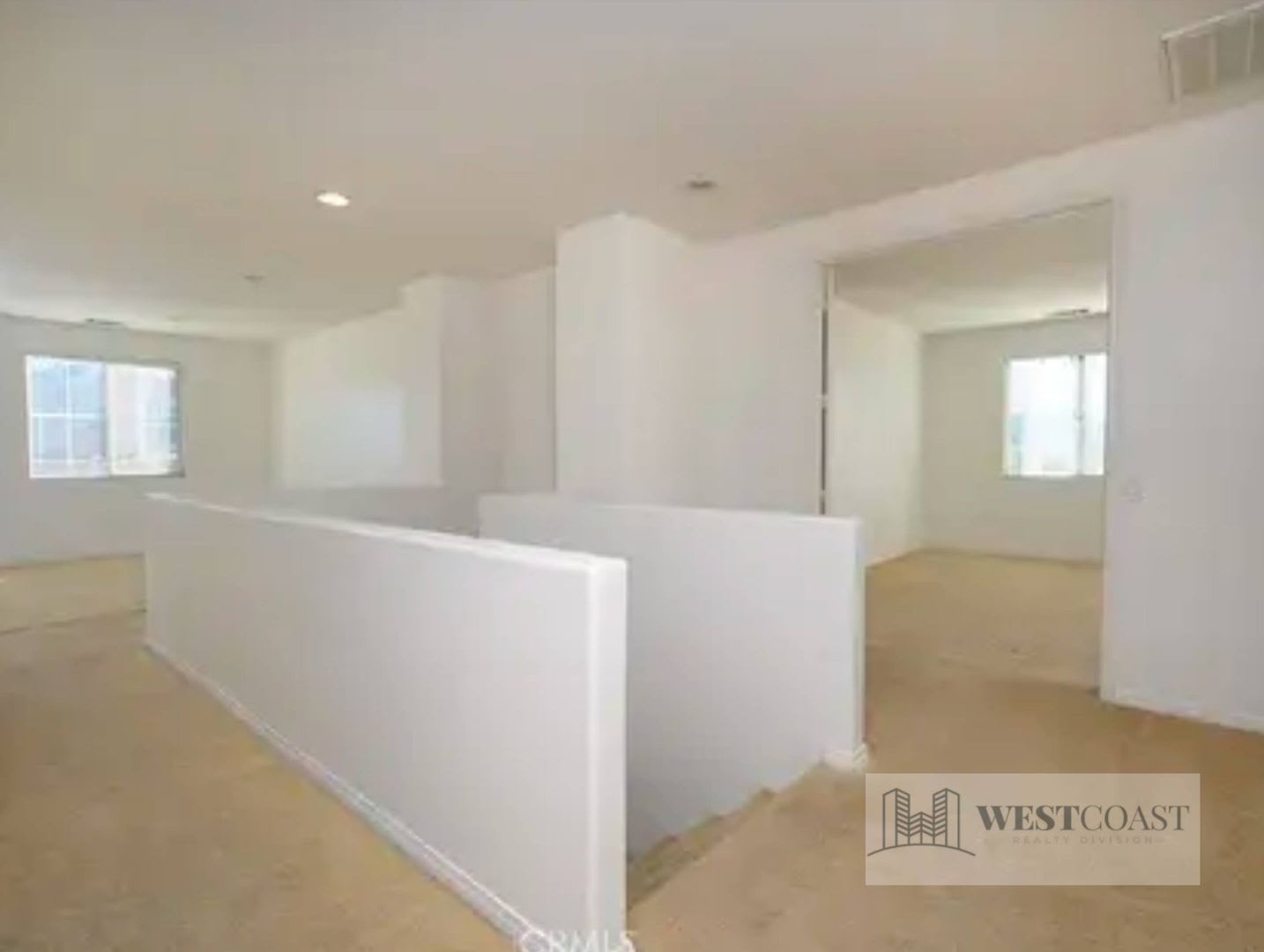 ROSETTA CANYON Gem!- 4 Bedroom 3 bath plus large bonus room. – photo 4