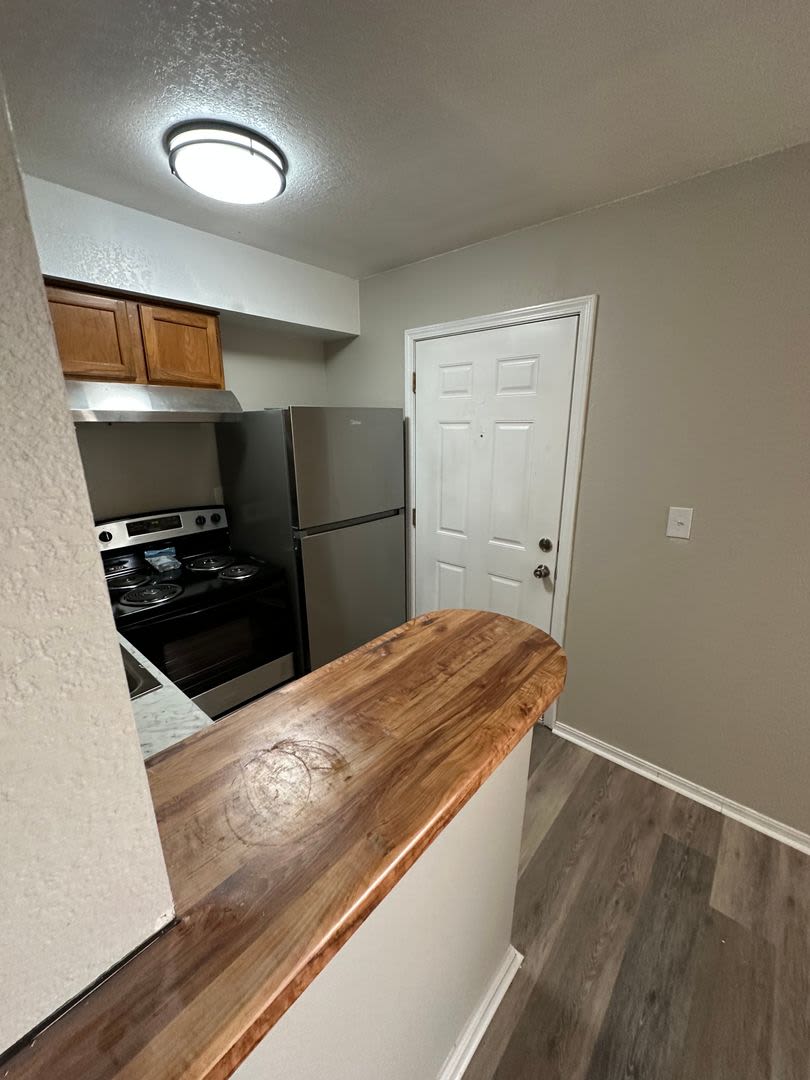 Charming Condo in the City! – photo 2