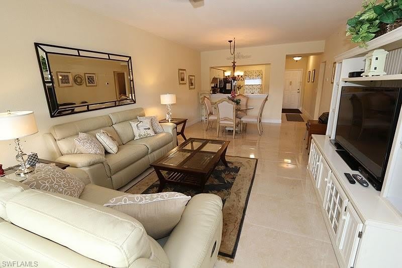 Cypress Glen Condos – photo 5