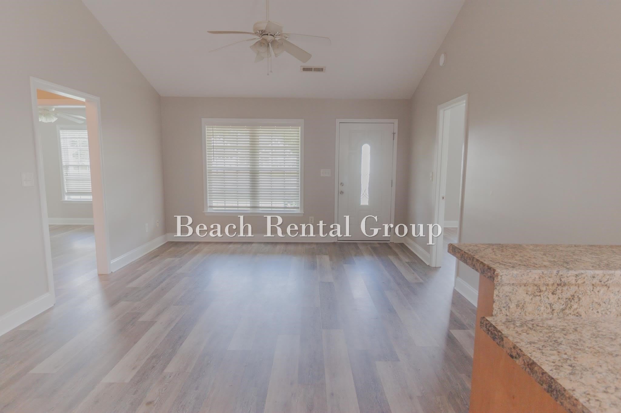 204 MacArthur Dr. – photo 5