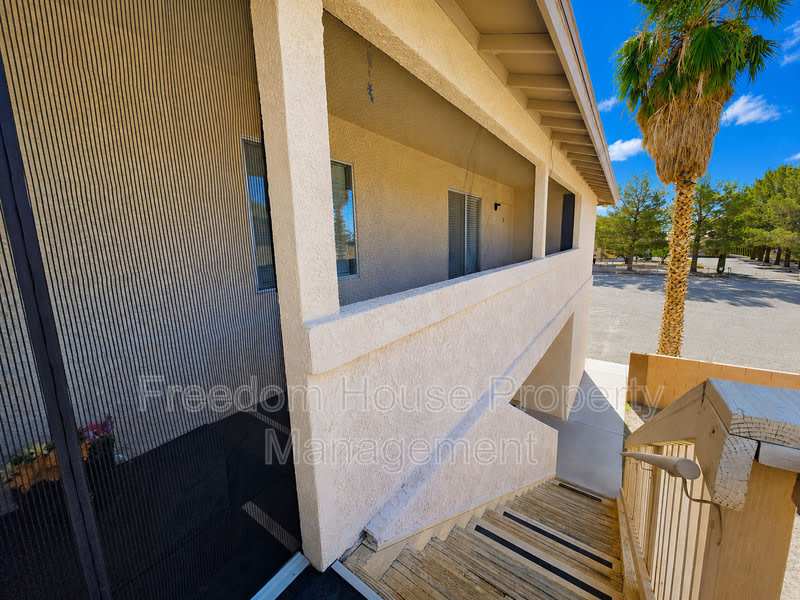 1444 Star Road – photo 4