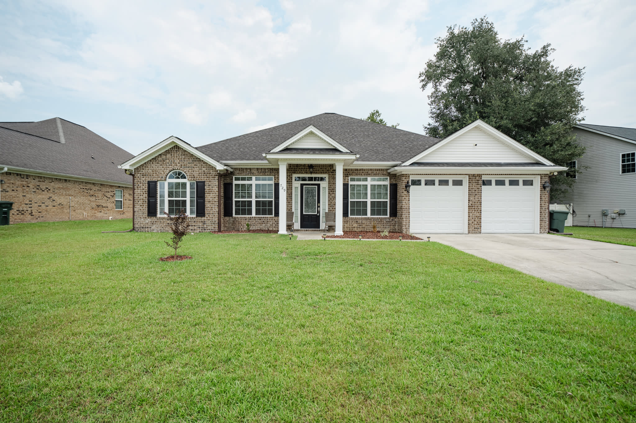 729 English Oak Drive – photo 1