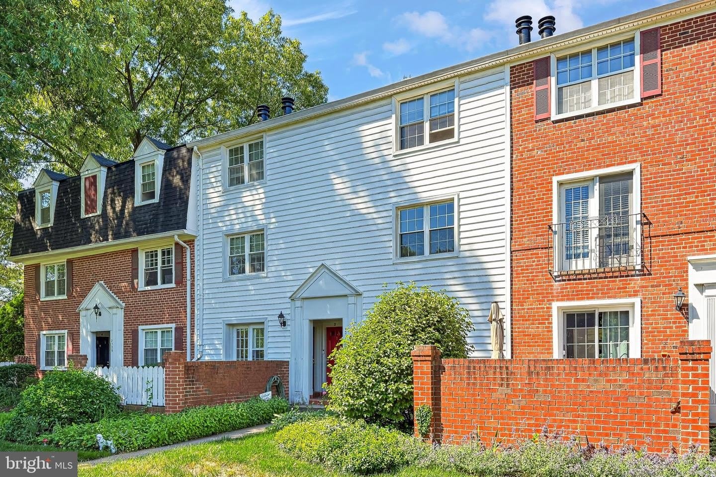 2711 S WALTER REED DR S #A – photo 2