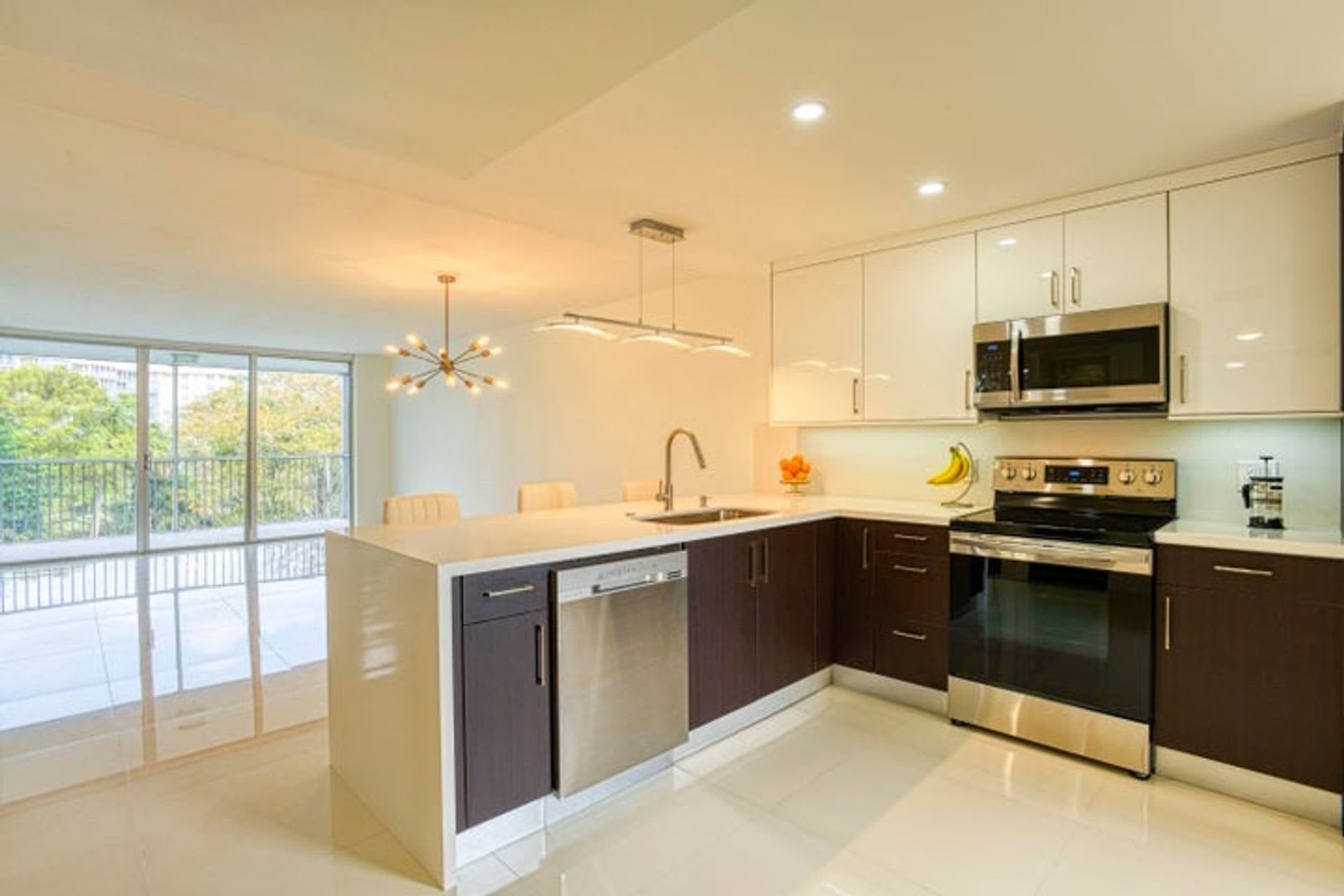 535 Oaks Drive 510, Pompano Beach, FL 33069 – photo 1