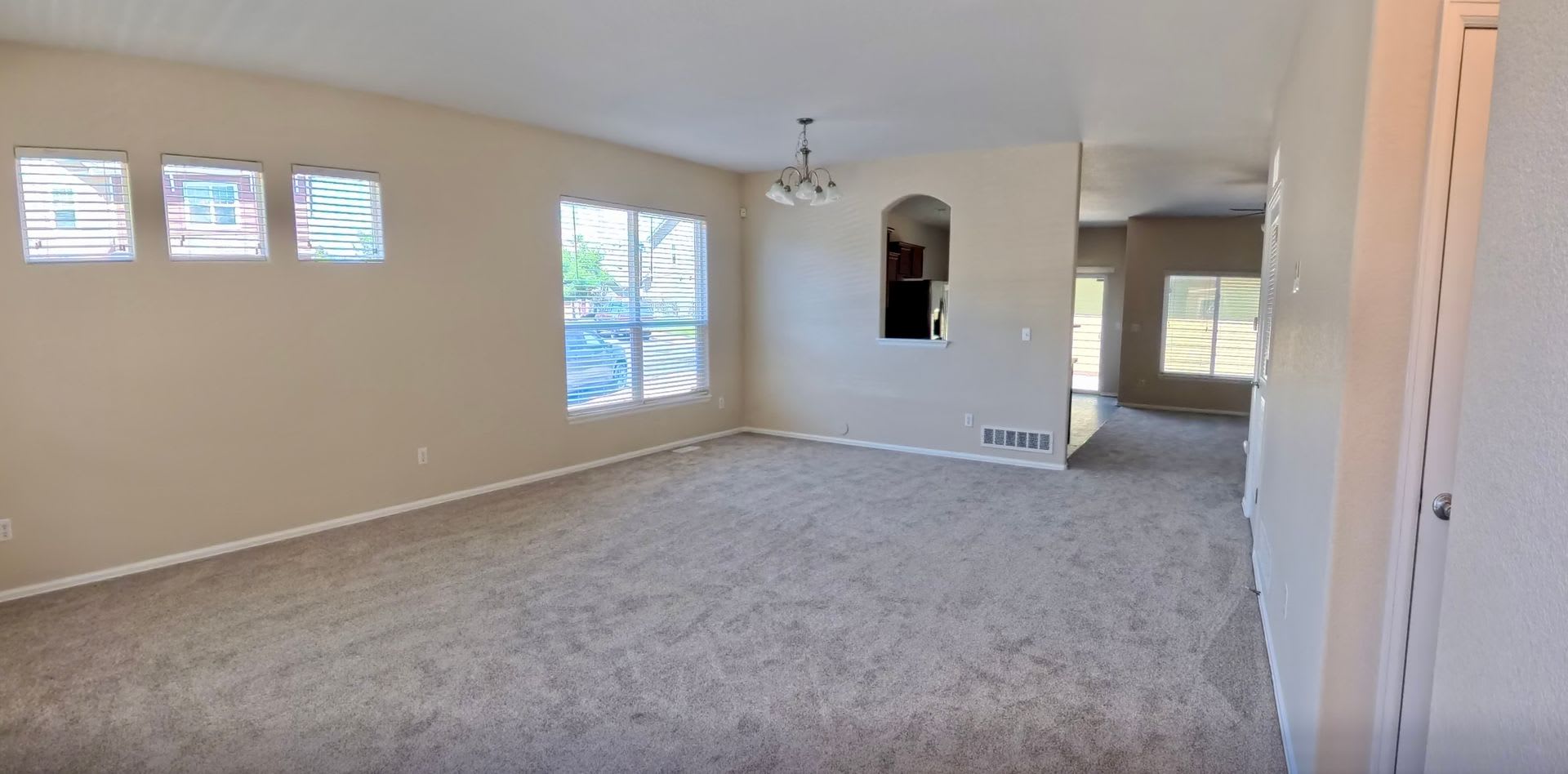 Fresh Look Cool Comfort Prime Location – photo 4