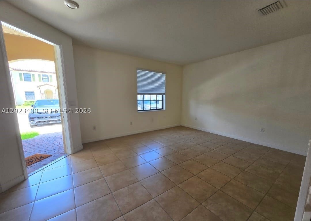 9261 W 33Rd Way – photo 4