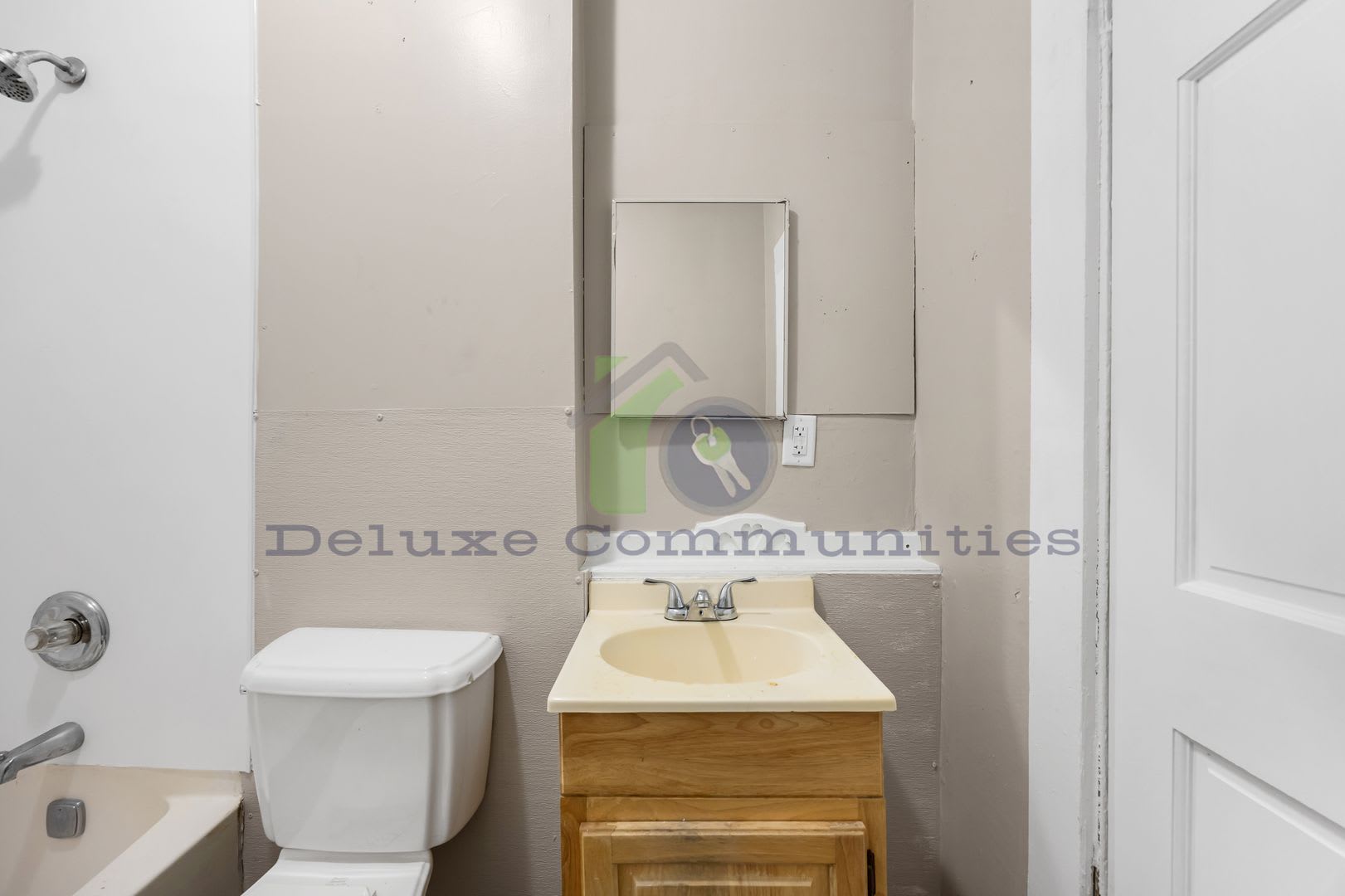 3 Bed 1 Bath Home! – photo 5