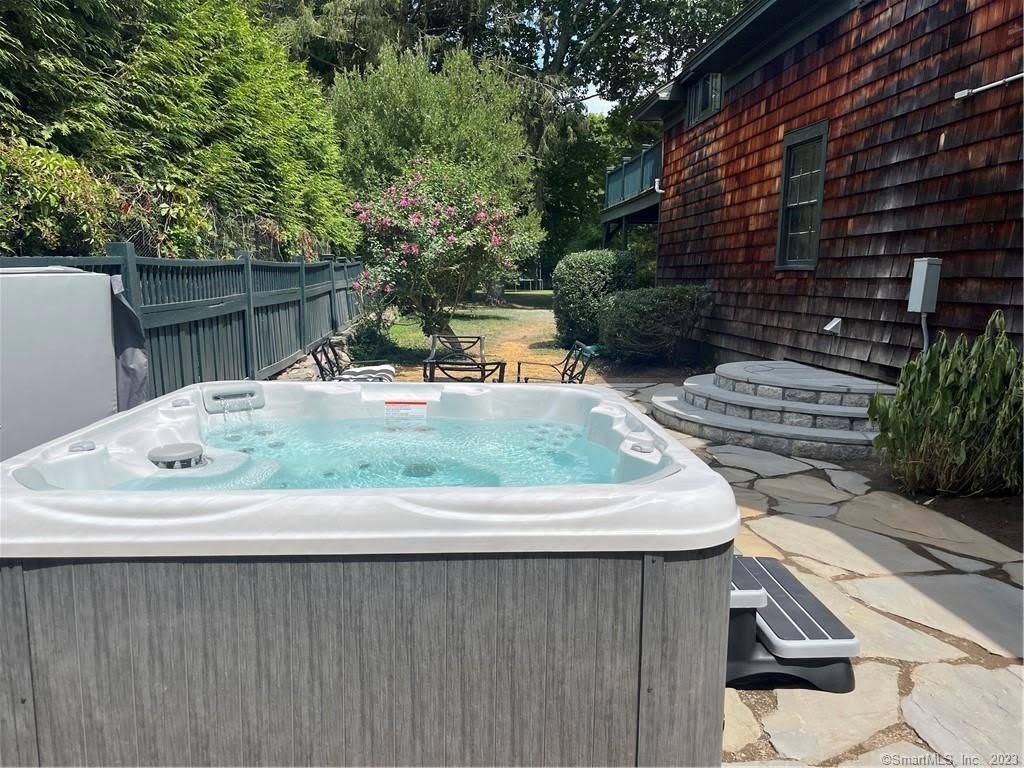 17 Kirby Road – photo 4
