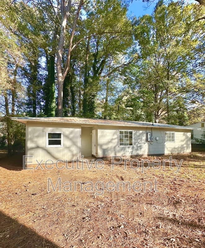 209 Tucker Avenue – photo 1