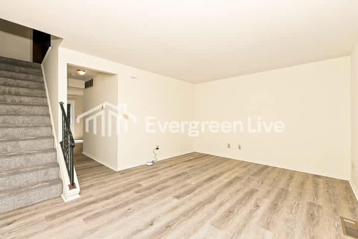 8035 Mount Everest Street – photo 3