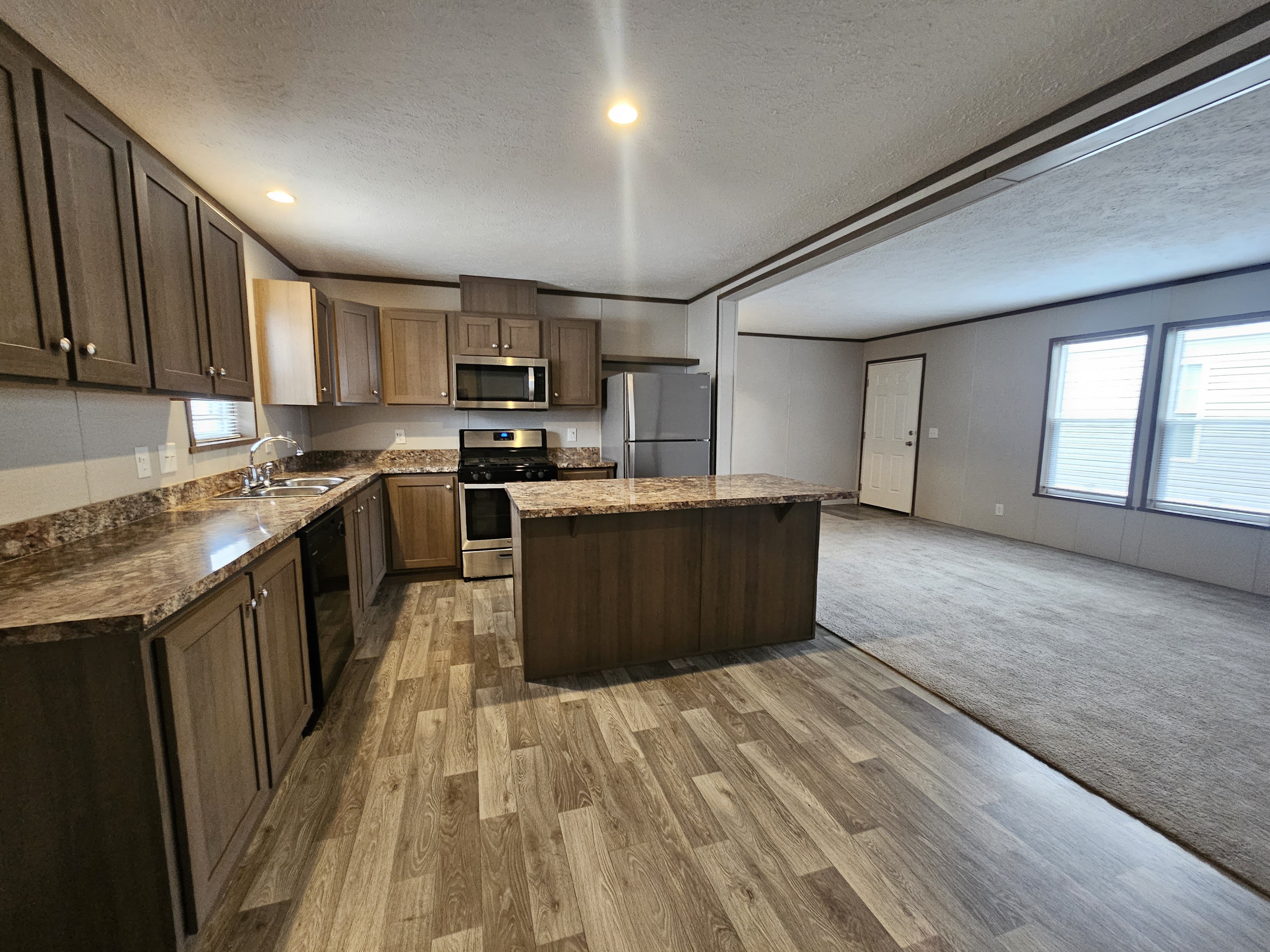 46000 Geddes Road – photo 2