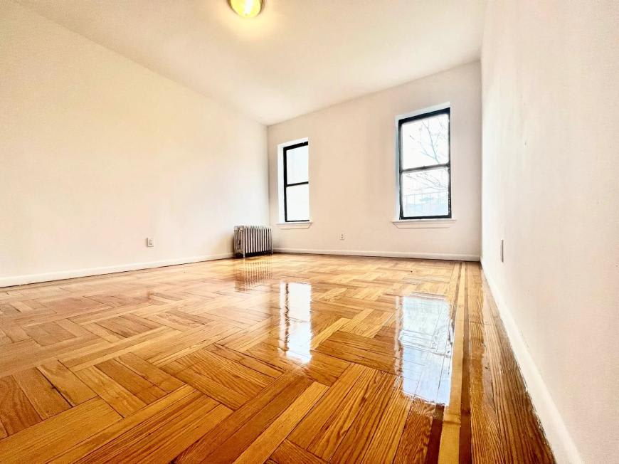 3291 Hull Avenue – photo 2