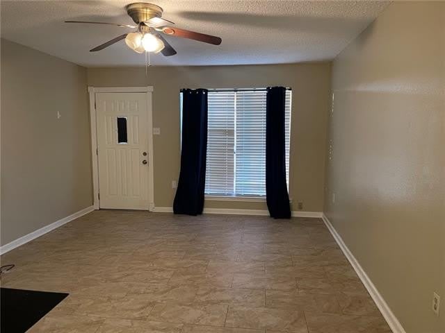 2720 CARDINAL Drive – photo 2