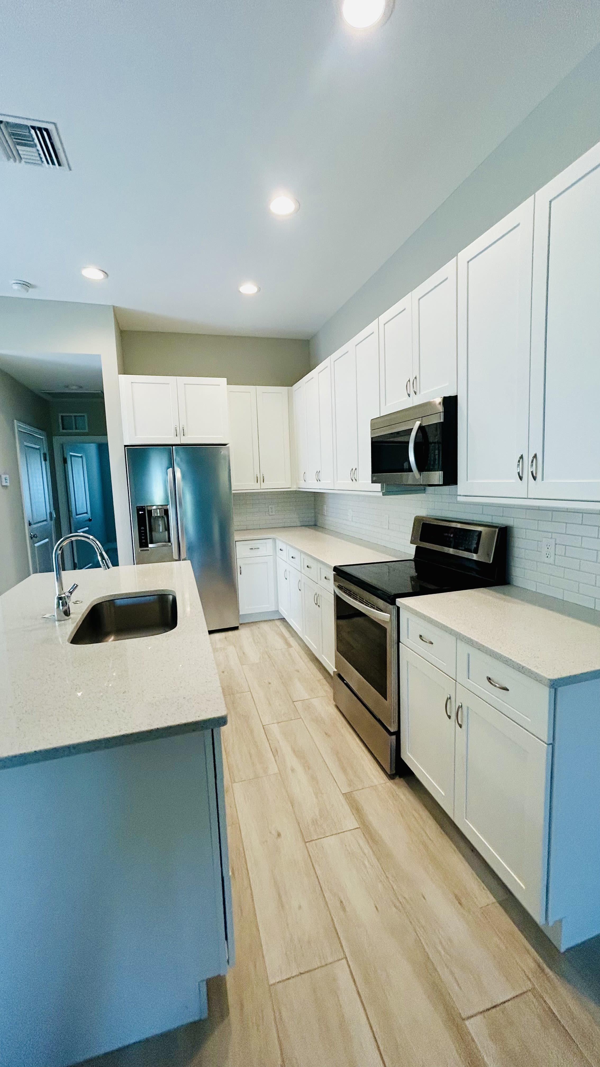 1174 Lake Mcgregor Dr – photo 1