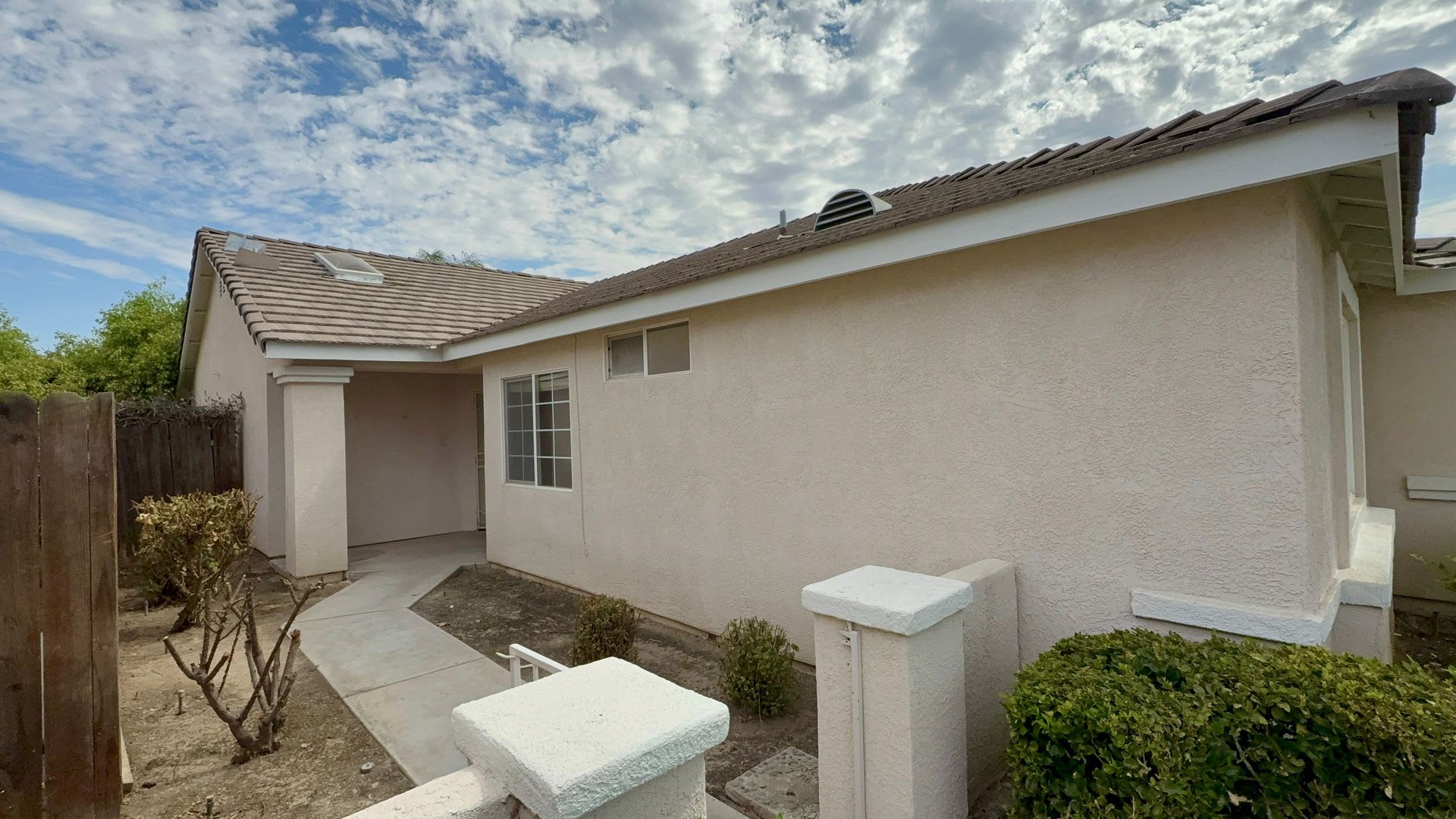 Beautiful Home in Silver Creek! – photo 3