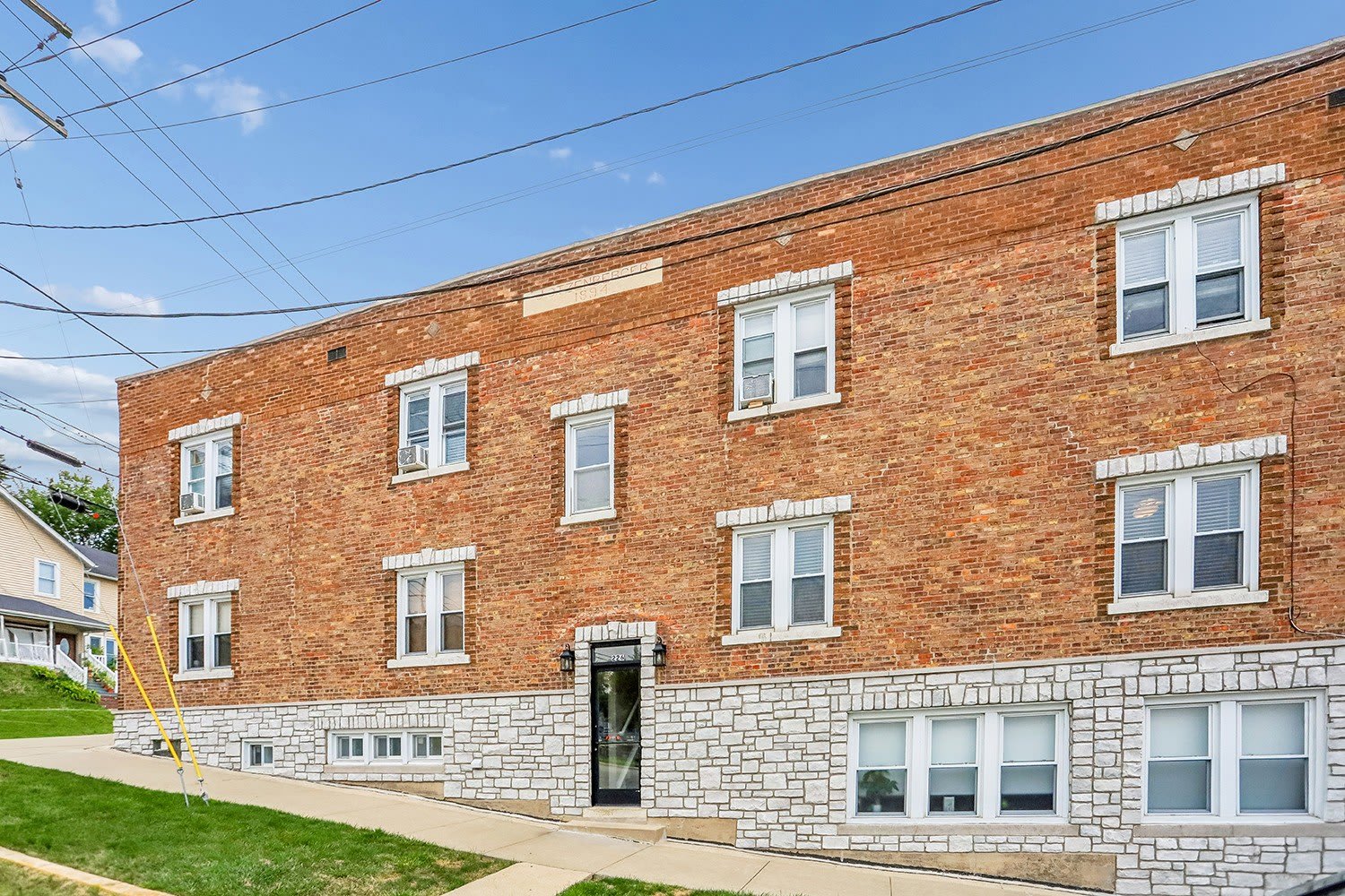 226 Lemont Street – photo 1