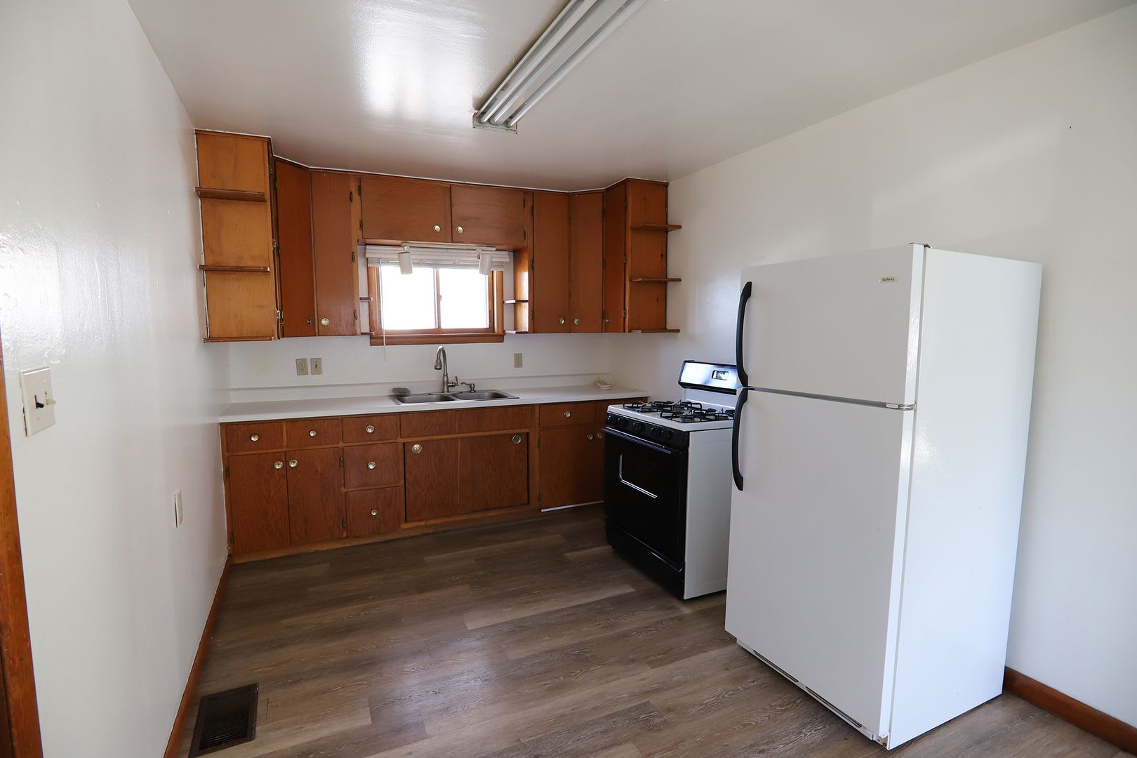 2 Bed 1 Bath – photo 5