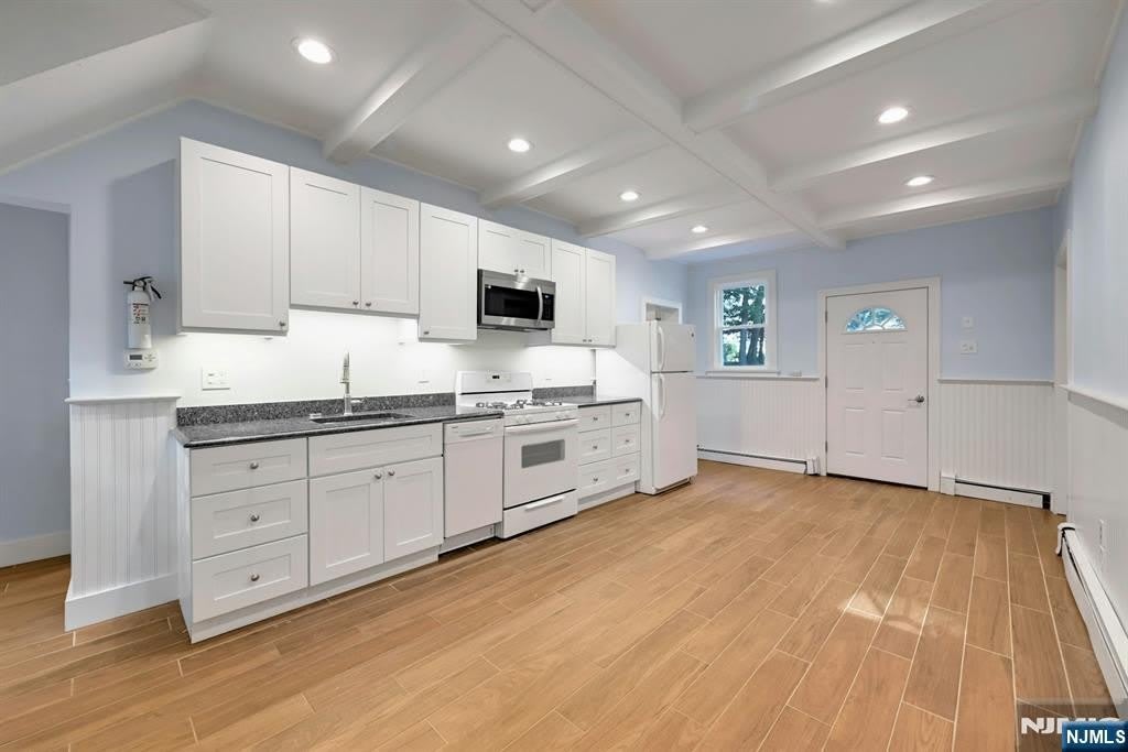 288 Van Dien Avenue – photo 3
