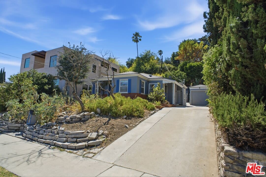 4867 Wiota St – photo 1