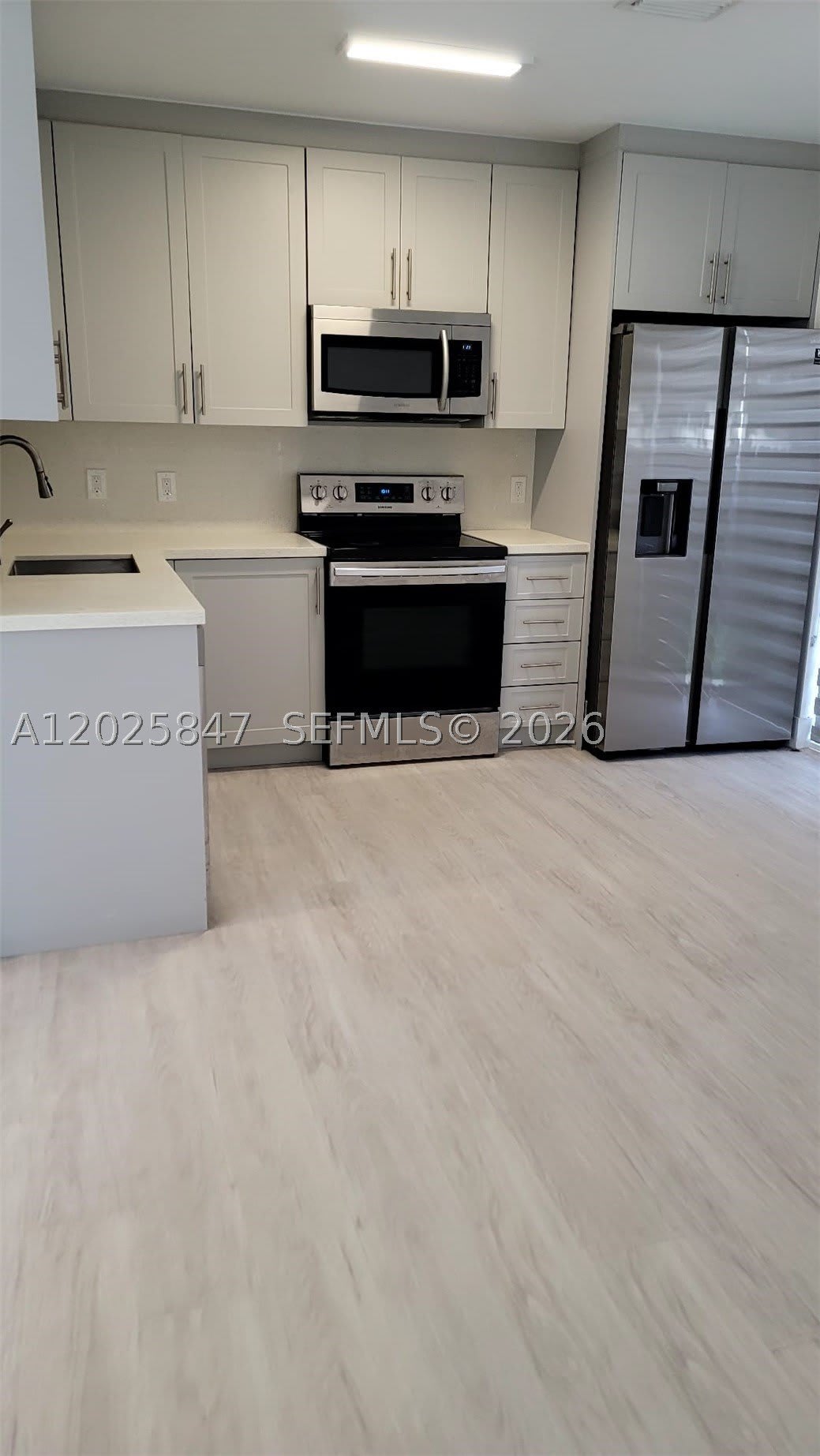11920 SW 212 St – photo 2