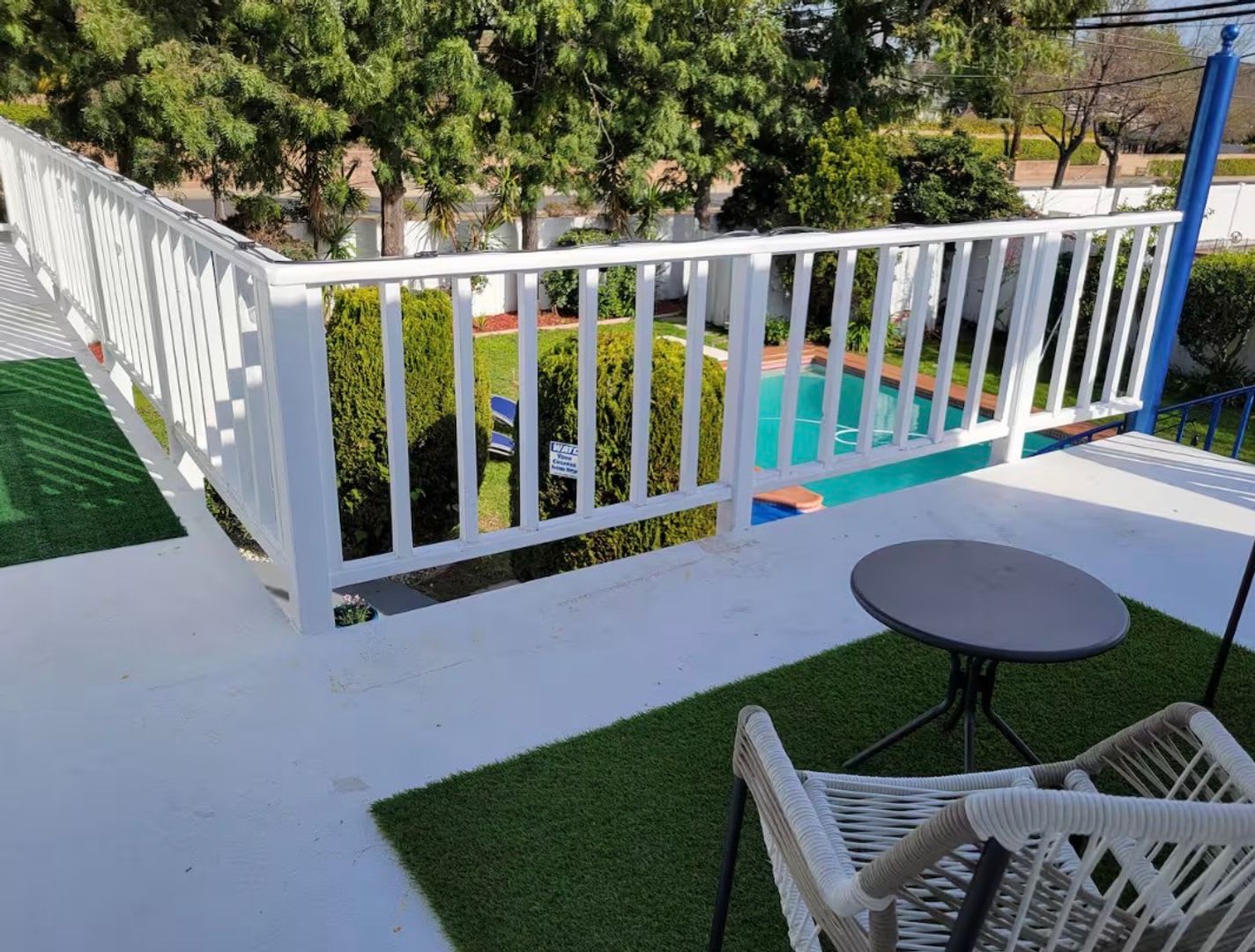 Resort-style 5 bedroom Thousand Oaks home with a pool! – photo 5