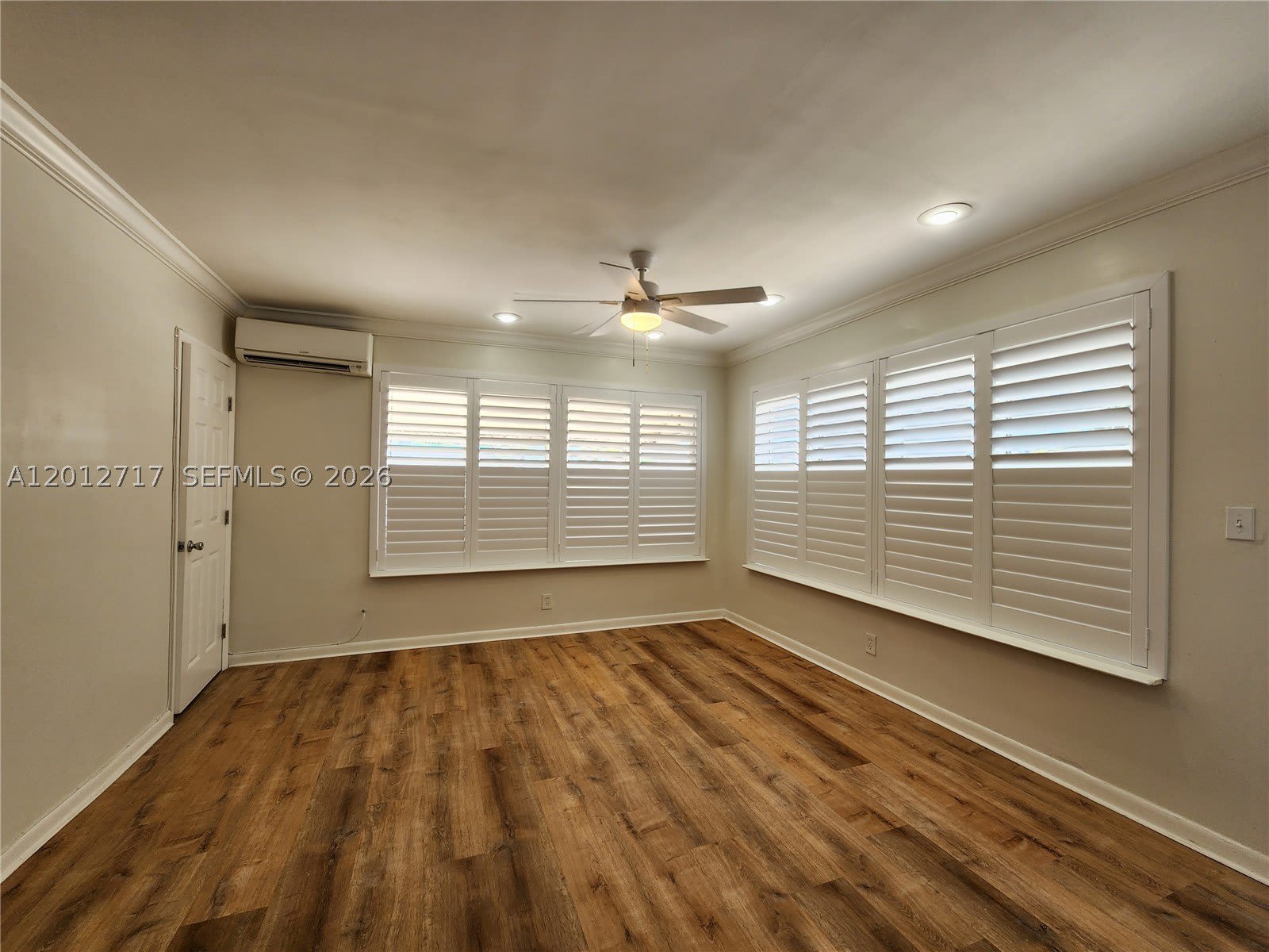 320 New York St – photo 4