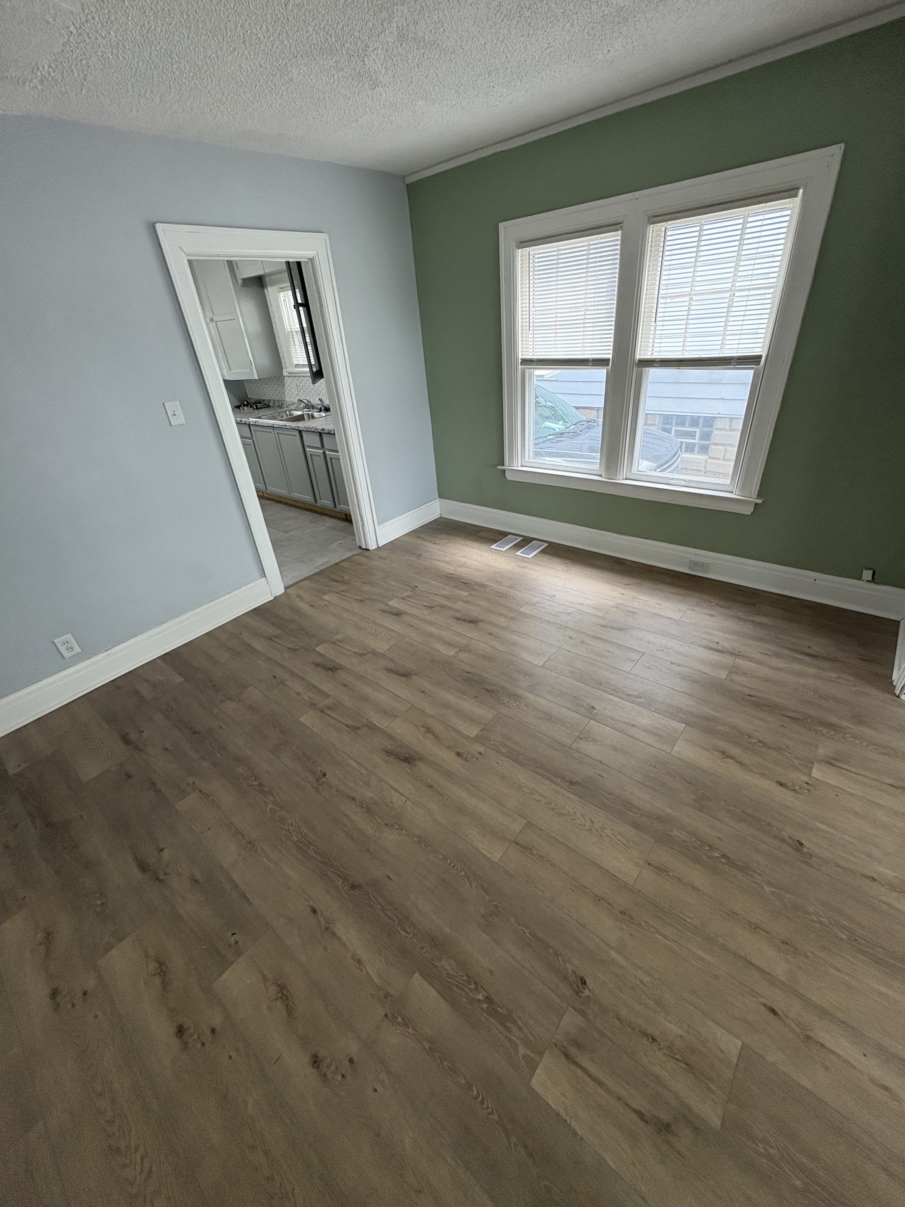 121 Jones St – photo 4