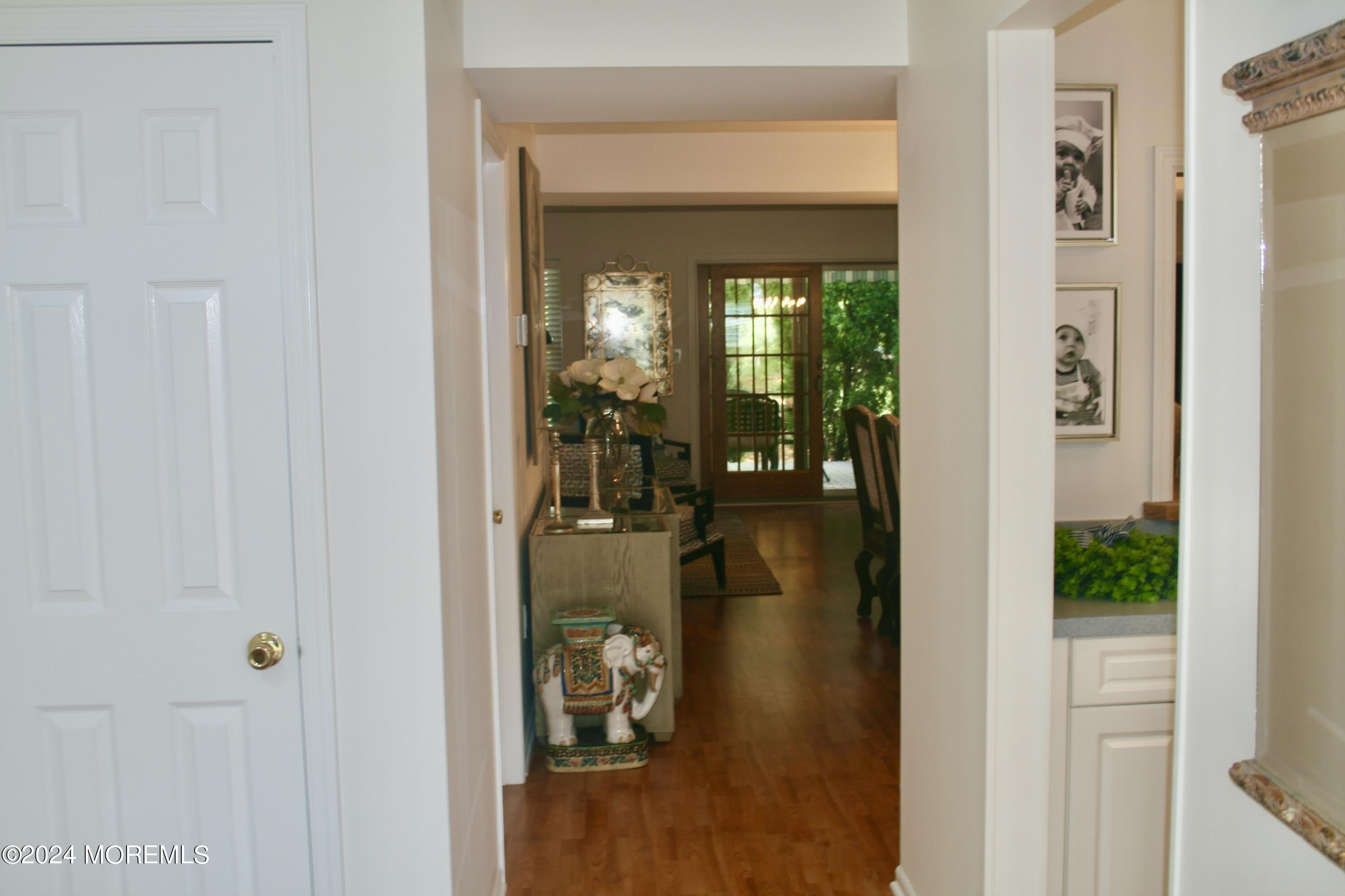 16 Apple Drive – photo 2