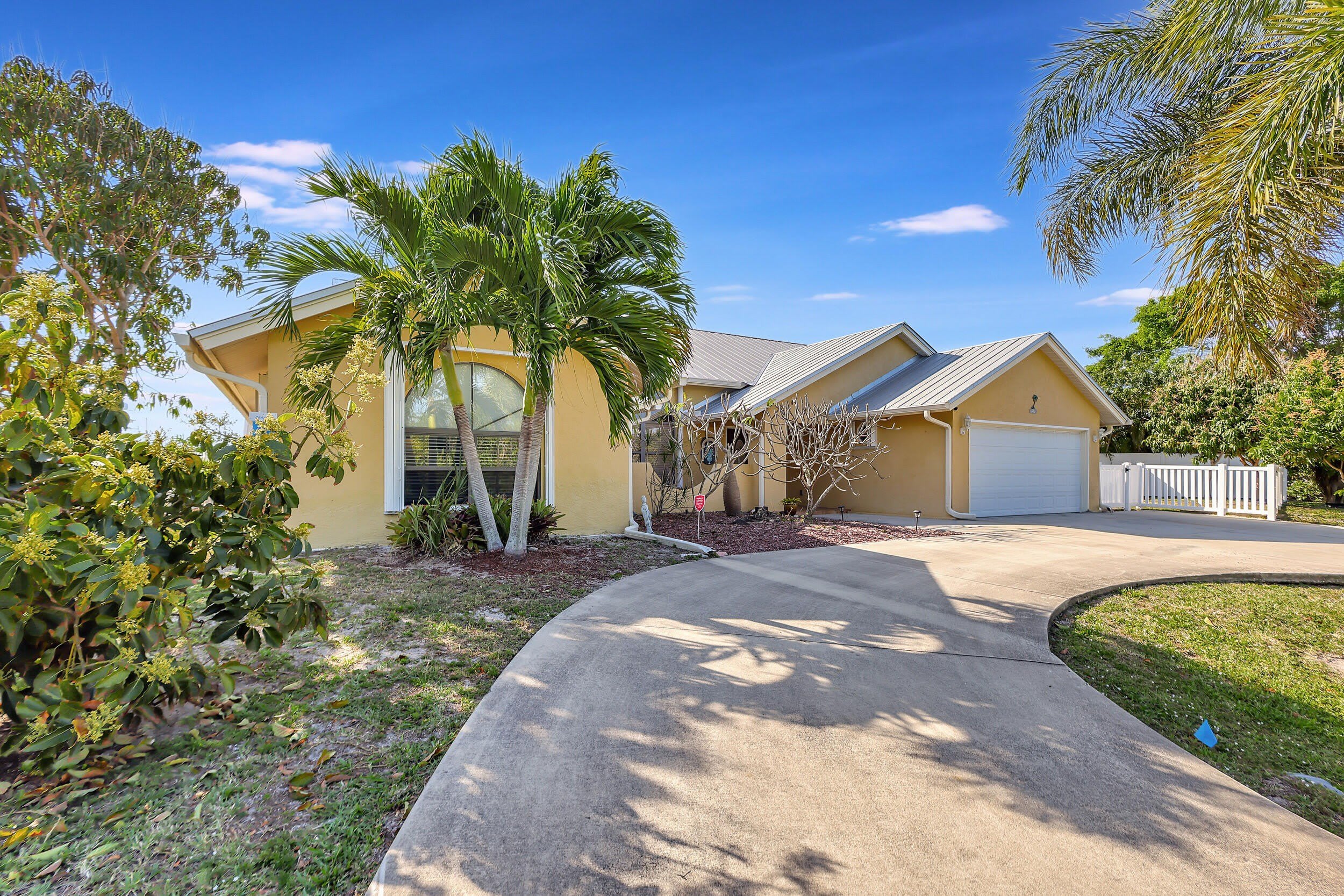 137 Queens Road – photo 2