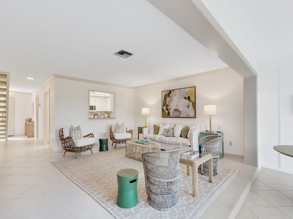 300 Harbour Drive – photo 2