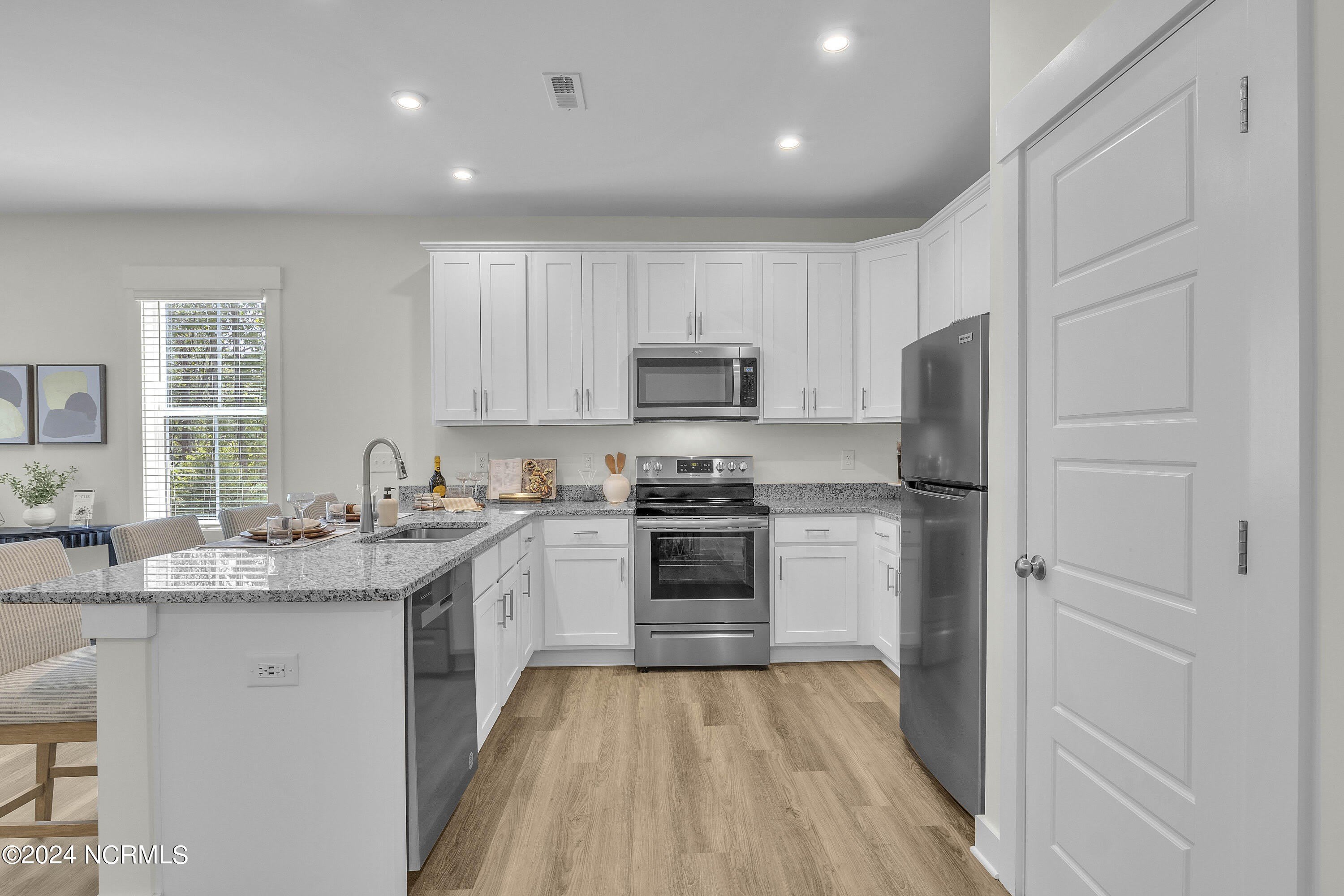 6216 Beckington Drive – photo 5
