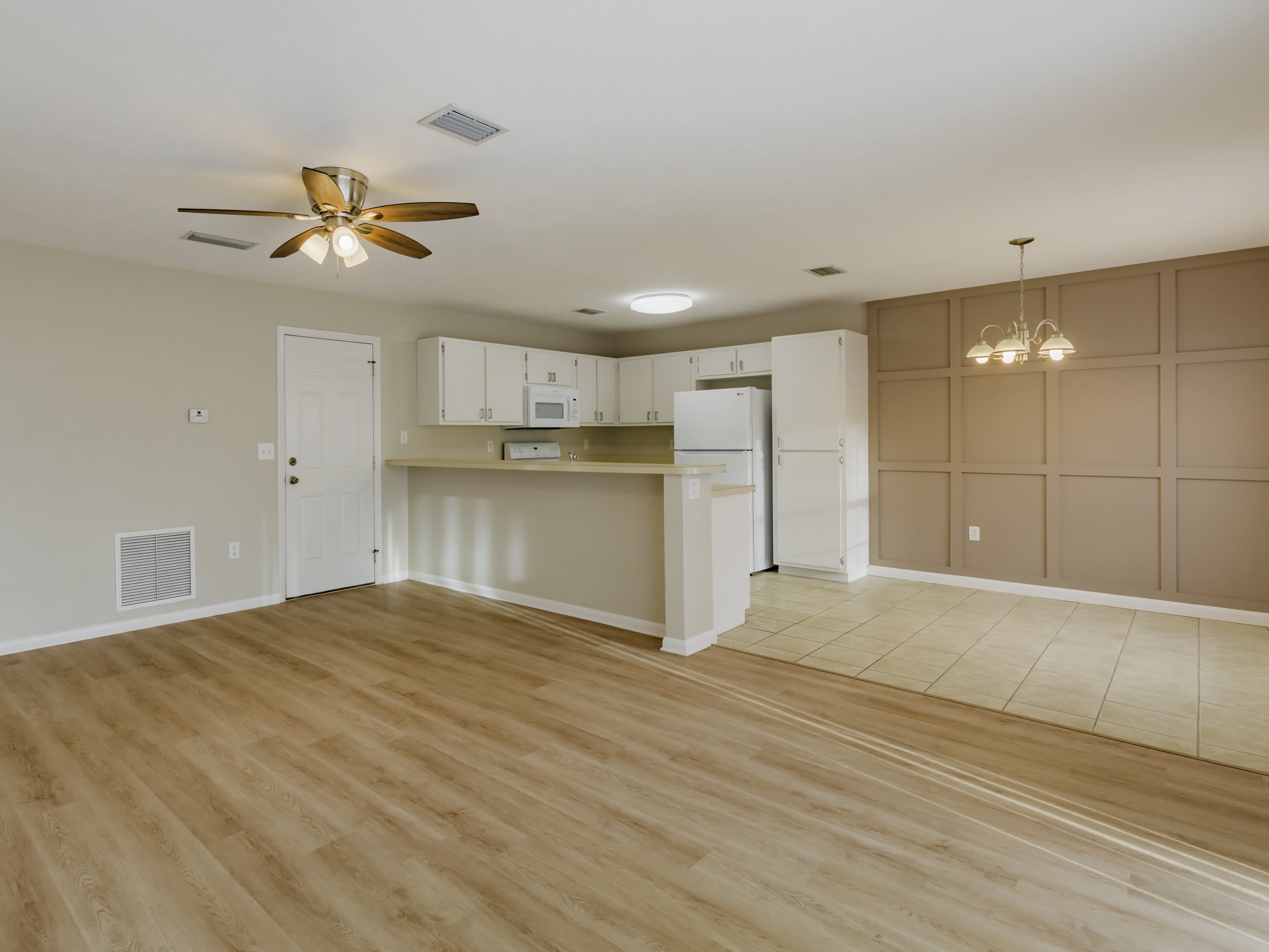 6375 NW 109th Pl – photo 2