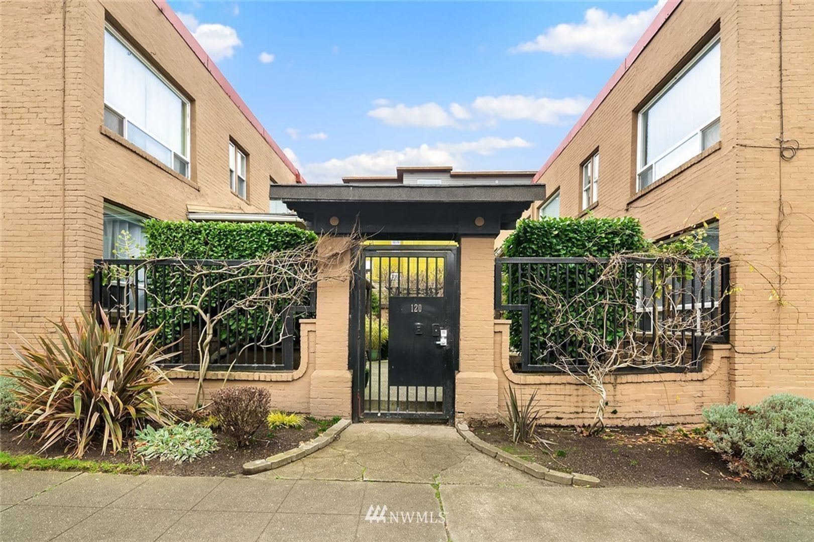 Charming 1bedroom Condo in CherryHill – photo 1